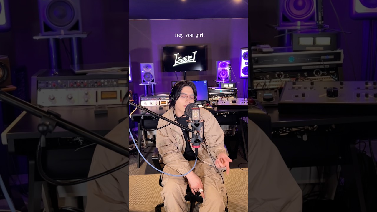 CRAZY」 #ISSEIスタ生 🎤 - YouTube