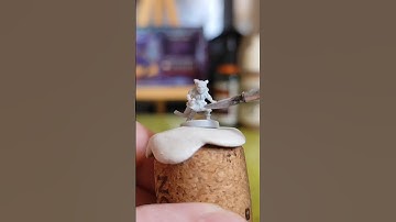 Look at this tiny tiny Mindthief miniature from Gloomhaven: Buttons & Bugs @cephalofairgames