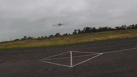 Finding the Perfect Tune with my Spektrum 6250HX Flybarless System.  PID Numbers in Description