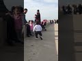 طفل يبوس طفلة امام والديها فيديو يجنن