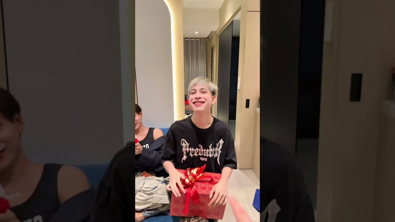 ចិនដែរ តែចិនត្រលប់ត្រលិន😂