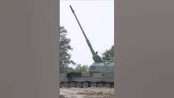 The Insanely Over-Engineered German PzH Artillery