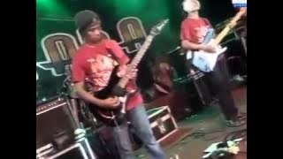 Mawar ditangan melati dipelukan - Lilin Herlina