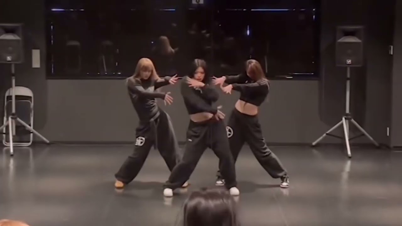 [DANCE COVER] 'Vai Sentando' - Skrillex | Grew Group dance cover