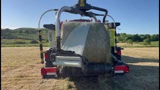 2013 Kuhn FBP 2135 COMBI 3D INTELLIWRAP WITH 2012 CASE CVX 160 T3 CLASSIC SUMMER  2024
