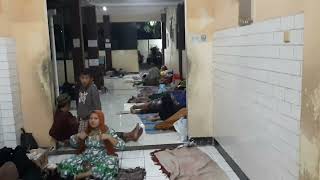 Lorong RSUD dr. Soetomo Surabaya Saat Malam Hari.