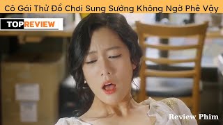 Cô Gái Bán Đồ Chơi Sung Sướng Khiến Cho Ai Nhìn Cũng Muốn Mua-Review Phim Cô Nàng Nghiện Làm screenshot 2