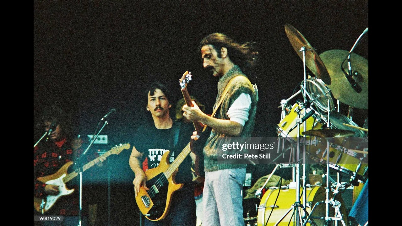 YouTubeでFrank Zappa - 1978 - Halloween at The Palladium, NY City, NY - 10-27 - Late Show.を視聴 YouTubeでFrank Zappa - 1978 - Halloween at The Palladium, NY City, NY - 10-27 - Late Show.を視聴