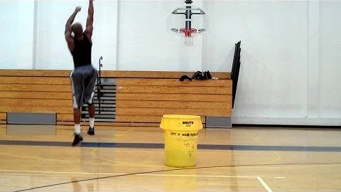 Dre Baldwin: Ball Screen Counter Moves - Back-To-Screener Stutter-Step Drives & Pullup Jumpers
