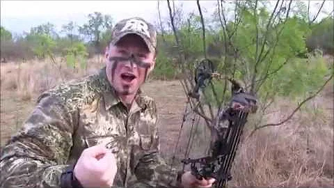 THE MOMENT TV: WILD HOG HUNTING in South Texas, SPOT N STALK!