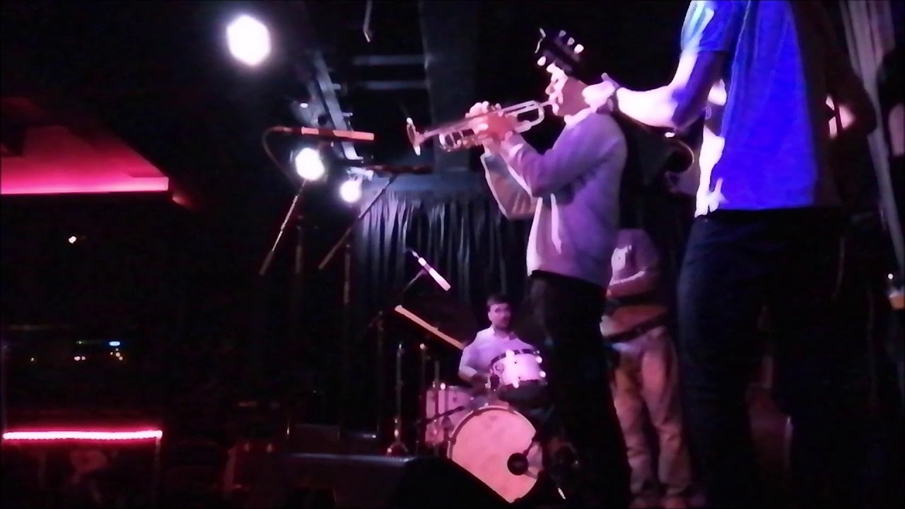 jazz bar jam - YouTube