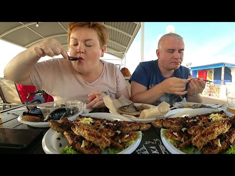 Где ВКУСНО и НЕДОРОГО поесть БАРАБУЛЬКУ в Сочи Мукбанг Вечерний Адлер 2021 Отдых в России