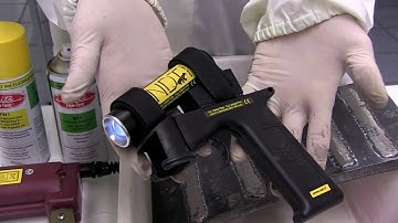 Magnetic testing with yoke and visible or fluorescent powders