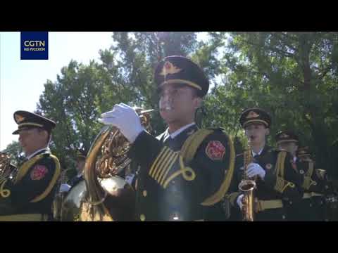 Церемония возложения цветов в честь Победы в мировой антифашистской войне