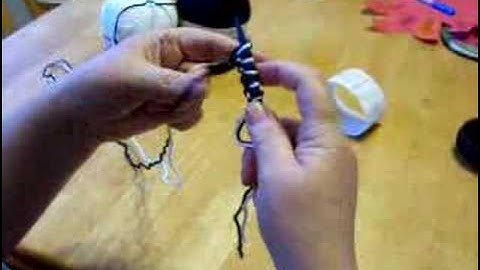 2 color Long tail Cast on