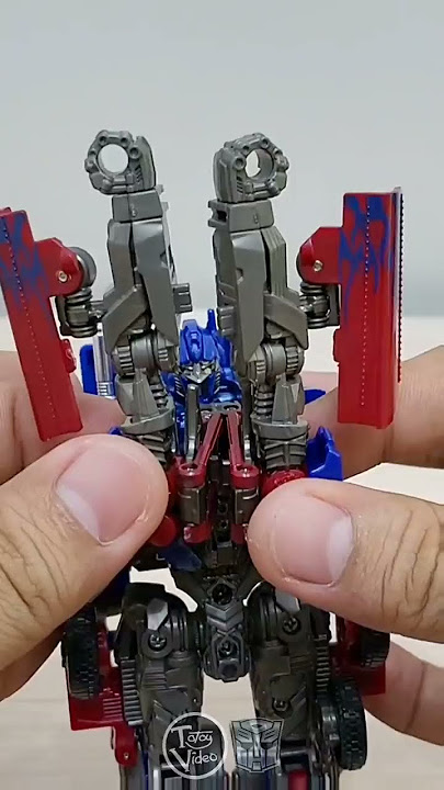 Download lagu Studio Series OPTIMUS PRIME Transformers - Transformation - Baiwei Star Leader #shorts