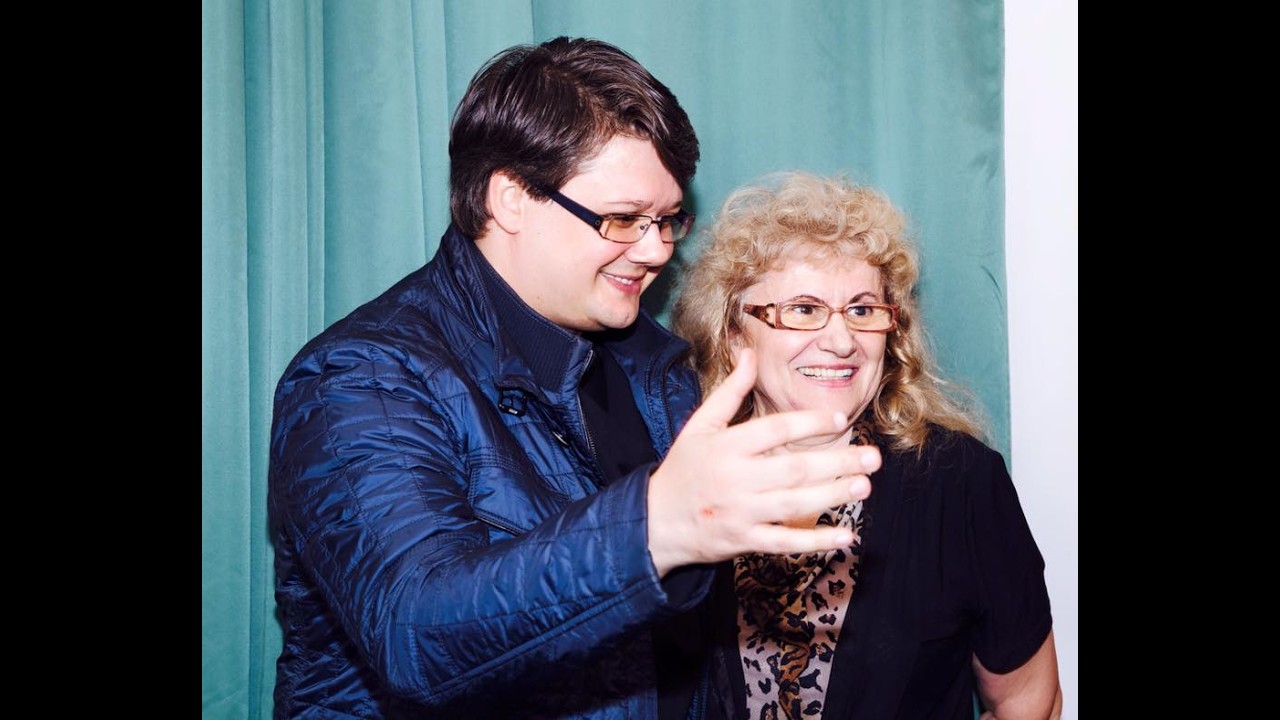 AMANTA MEA E MUZICA, versuri Rodica Elena Lupu, interpret Paul Surugiu-Fuego, muzica Ilie Gorincioi