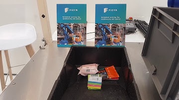 Automated Picking and Placing Demo at Automatica, Munich 2018 | Fizyr