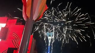 Праздничный фейерверк в честь Дня Победы 9 мая 2022