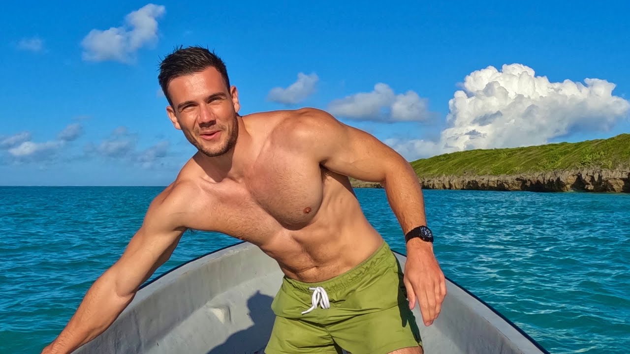I Quit My Job To Travel The World - YouTube