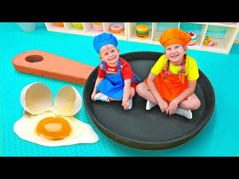 Oliver Aprende a Cozinhar O Café da Manhã | Brincando de Café