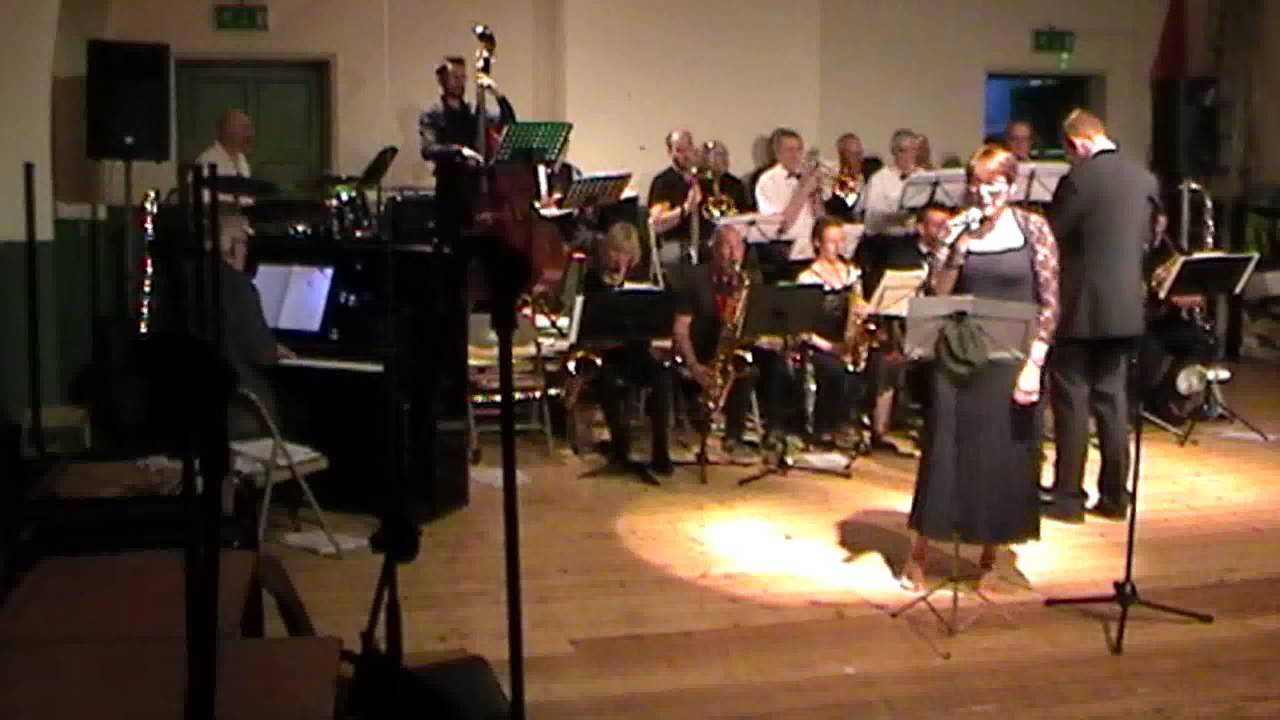 06 Dance Band Vocalists  - Cheek to Cheek   Steph Atkinson