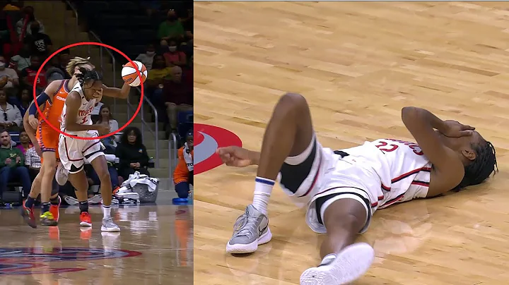 Hiedeman SLAPS Walker-Kimbrough From Behind, Refs ...