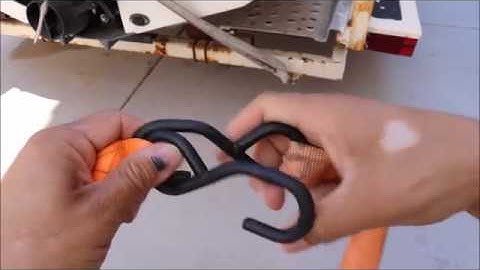 The right way to connect S hooks on ratchet straps