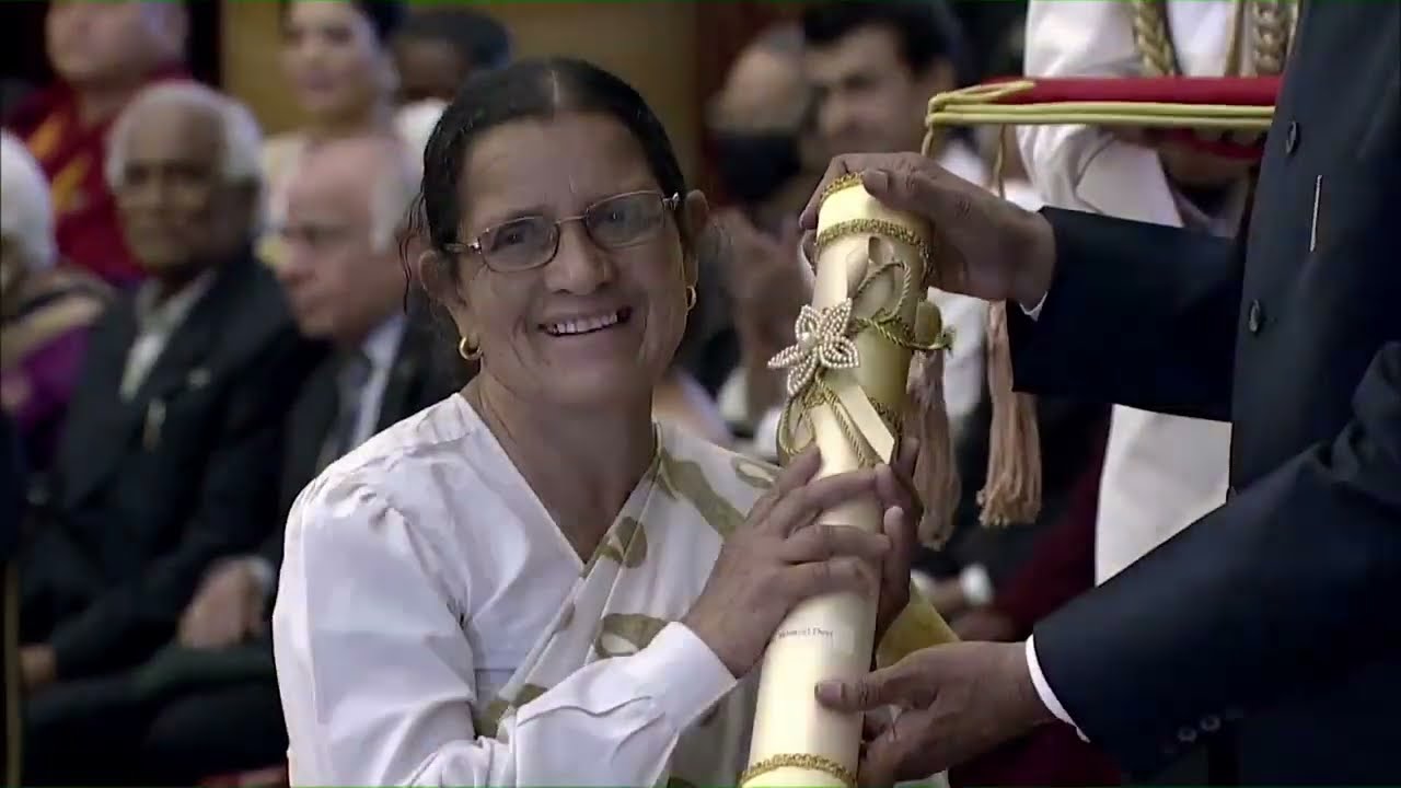 President Kovind presents Padma Shri to Smt Basanti Devi  for Social Work