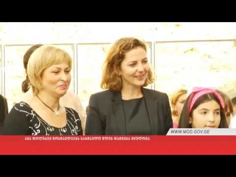 ანა დოლიძემ მოსწავლეებს სასწავლო წლის დაწყება მიულოცა