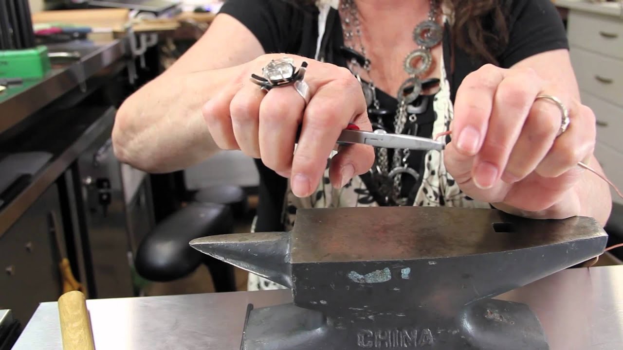 How to make jump rings for jewelry making - two easy ways