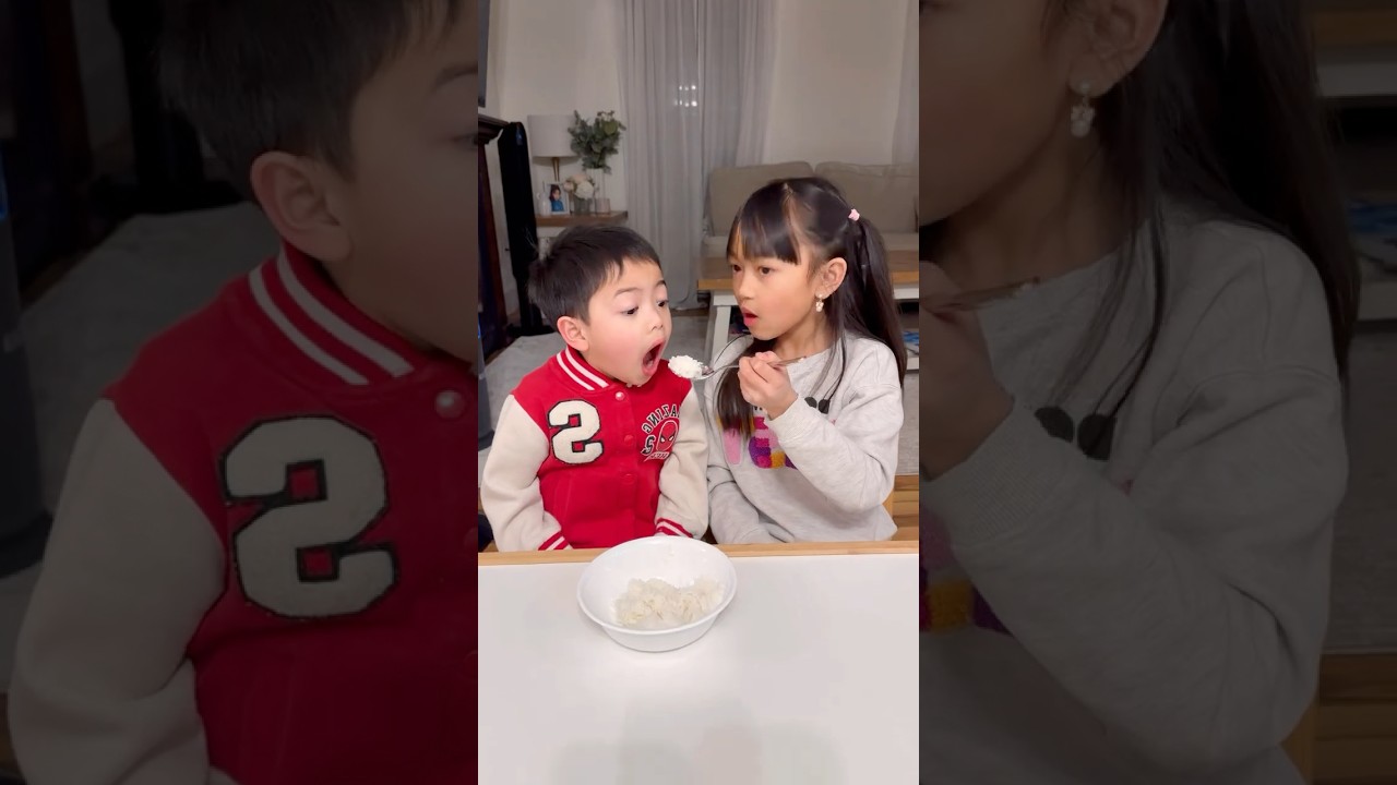 Cute baby feeding 👶🏻❤️