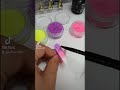 Corazones con pigmentos neon paso a paso nail art San valentin 2021