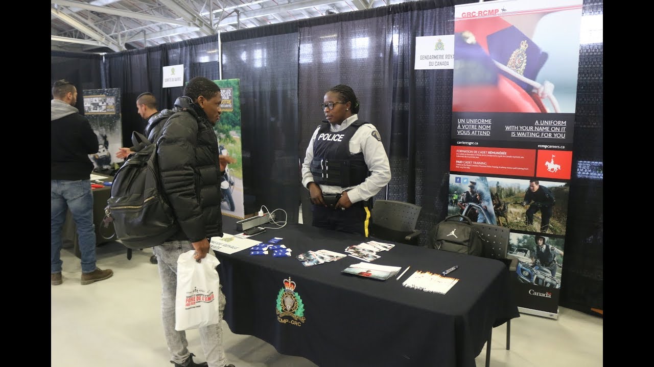 Foire De L Emploi Securite A Montreal Youtube