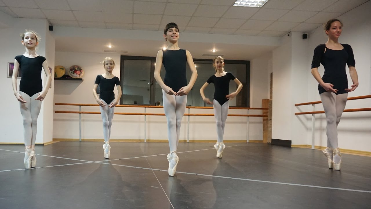 Balet Academia De Dans Muziza Oana Ionita Academia
