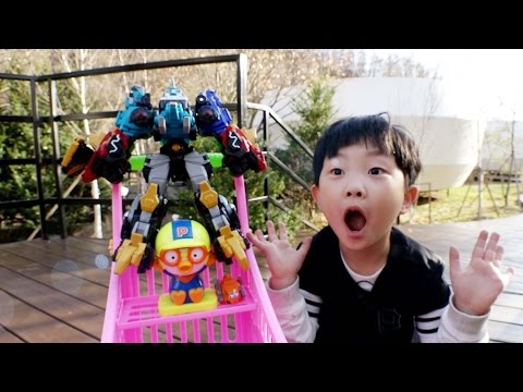 예준이와 다이노코어 장난감놀이