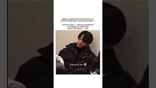 JUNGKOOK LOOKING AT TAEHYUNG 😭🥹 OMGG HIS STARE 🫠🌚 #taekook #shortvideo