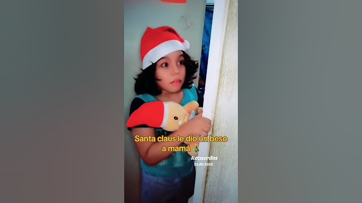 Santa claus le dio un beso a mamá @elbuentoromen  #navidad #holidayswithyoutube