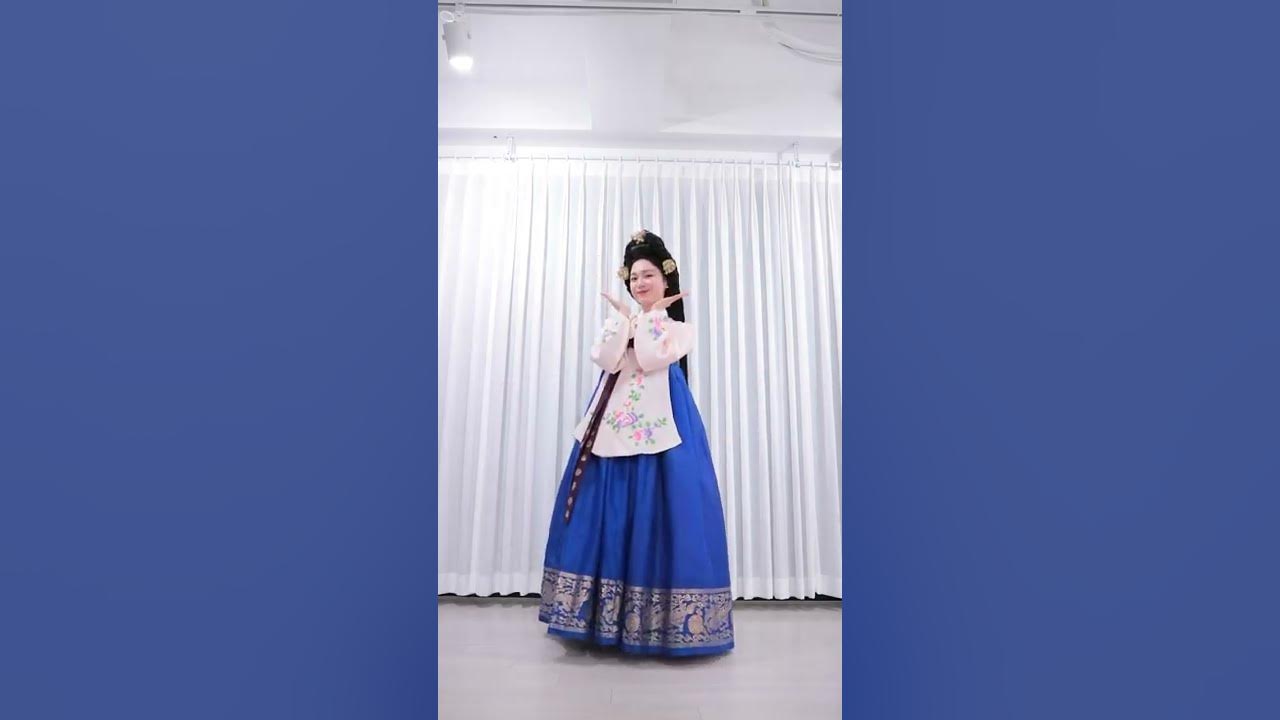 한복입기 _ 태평무 한국무용 의상 입기 _ Hanbok, Korean traditional dress #shorts 한복입기 _ 태평무 한국무용 의상 입기 _ Hanbok, Korean traditional dress #shorts
