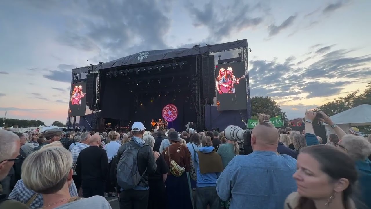 Avi Kaplan’s breathtakingly beautiful version of Mad World