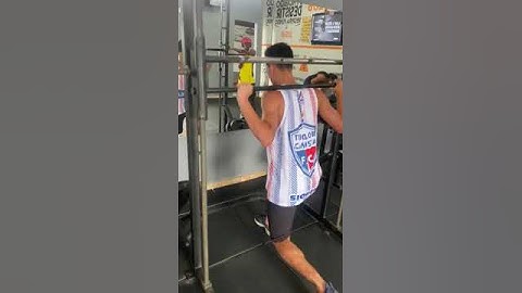 Afundo com Flexão de quadril no Smith