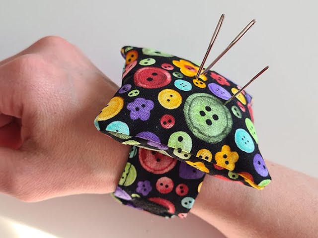 Tutorial: Make a wrist pincushion – Sewing