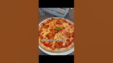 Why is a pizza box a square? #squidgame #pizza #italian #food #fyp #shorts