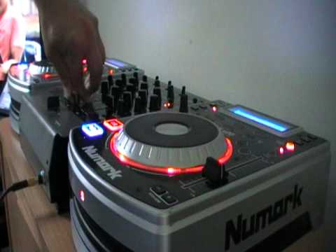 zapraszam na set numark 400 dj simon house :)