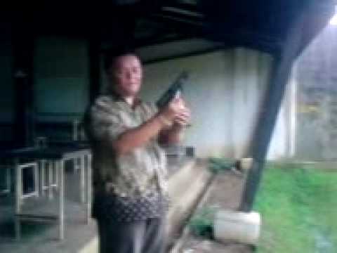 Ultimate Peter Walther w Beretta 92F 9 mm
