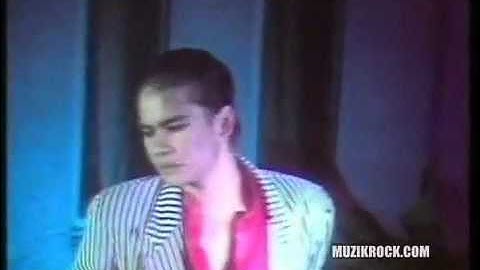 Wings   Sejati 1990   YouTube