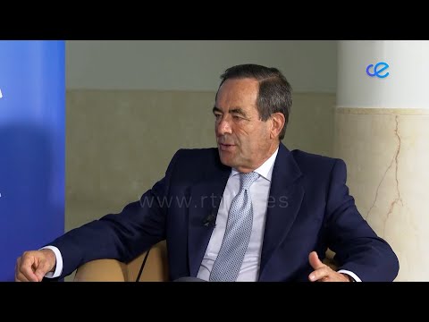 Bono considera que el Foro Económico destaca los factores de inversión, progreso