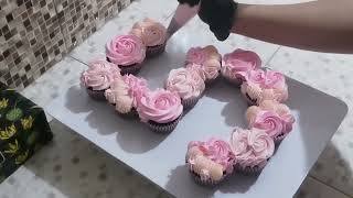 Pull-apart Cupcakes in Pastel color...