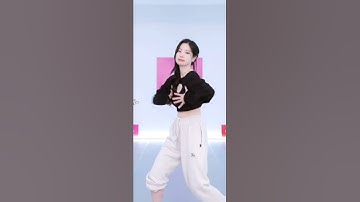 DAHYUN No Emotion dance