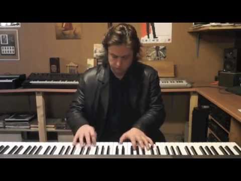 hold the line piano